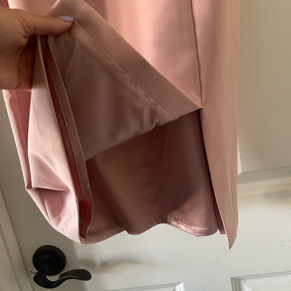 🩷Bardot Dress🩷 - Picture 4 of 4